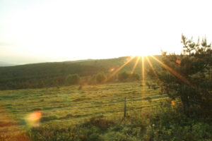 Randonnée Lever de soleil sur les crêtes de la Margeride - Les Pays de Saint-Flour - Cantal